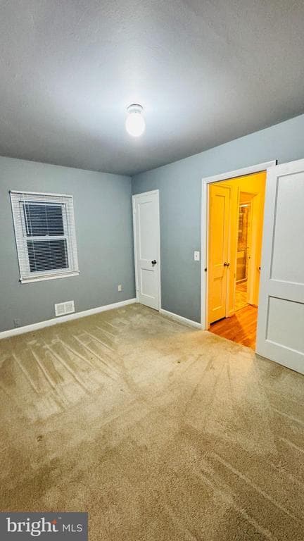 Building Photo - 1111 Dennis Ave