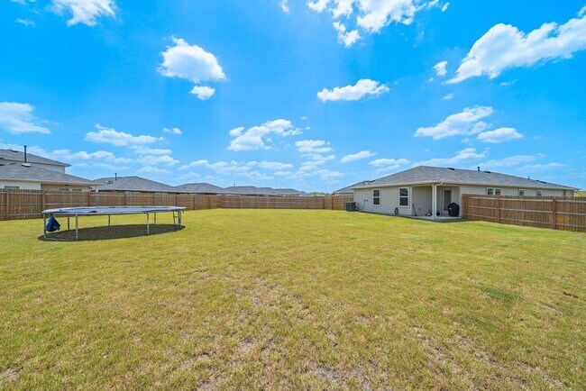 Building Photo - 151 Galanthus Ct