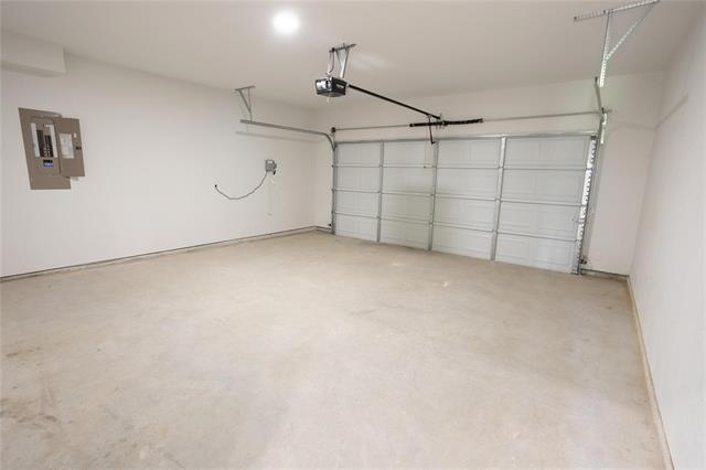 Building Photo - 3817 Winfield Ave