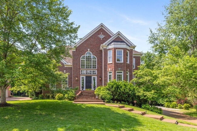 Building Photo - Luxury Furnished Home