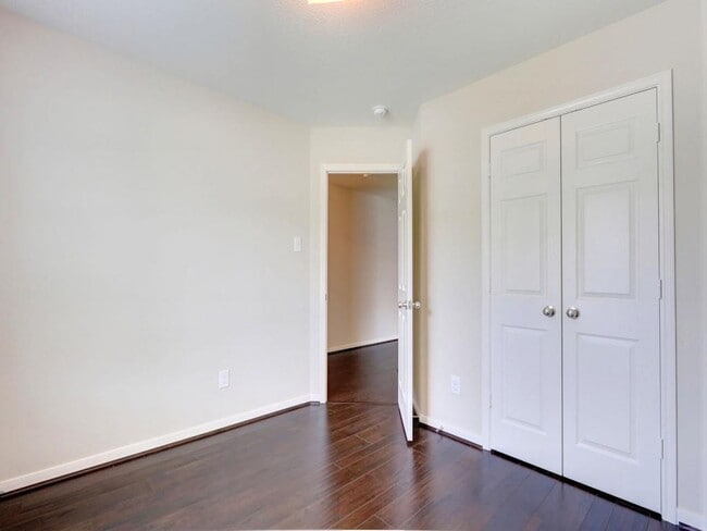 Building Photo - 28925 San Bernard River Loop