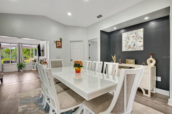 Building Photo - 5304 72nd St E