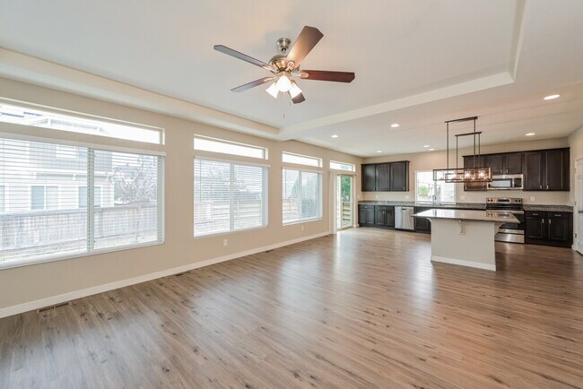 Building Photo - 17931 E 106th Pl