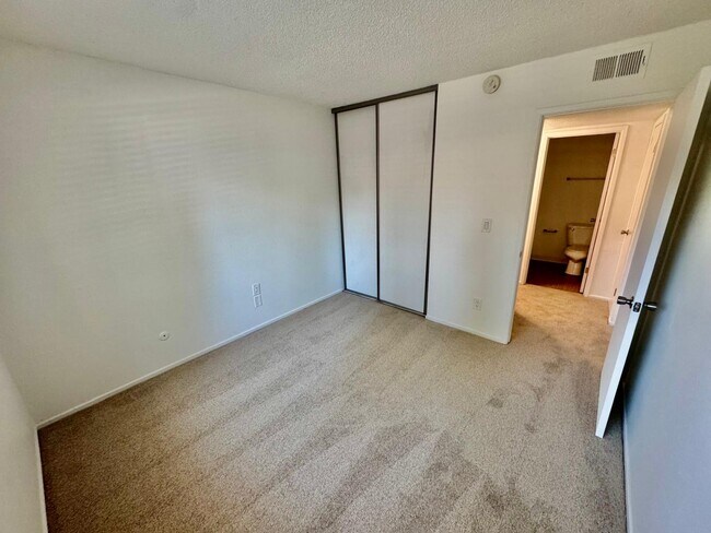 Building Photo - 450 Alameda del Prado