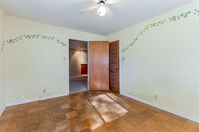 Building Photo - 112 Brady Ln