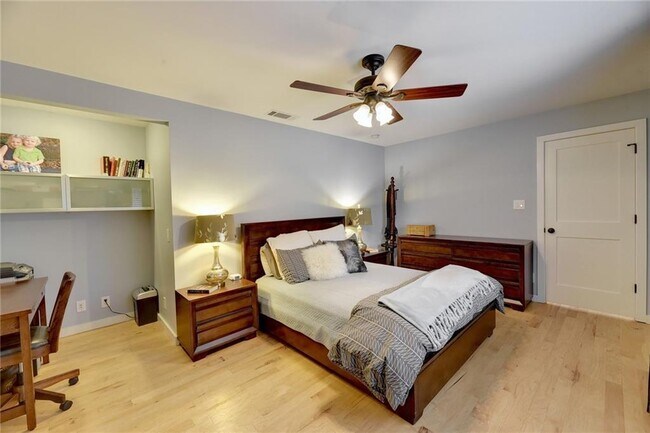Building Photo - 510 Bulian Ln