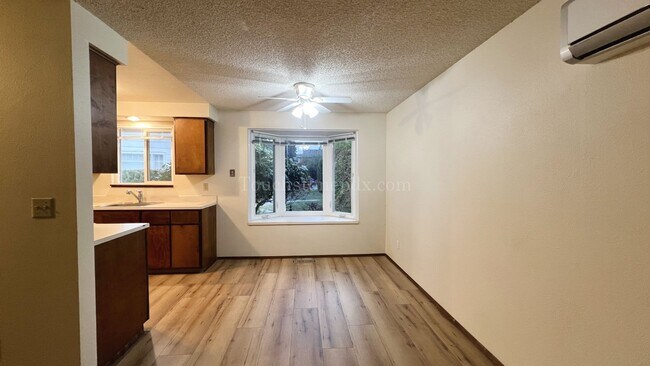 Building Photo - Updated 2 Bedroom Featuring New Plank Flooring