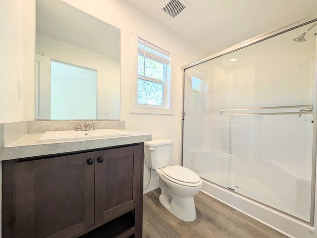 Building Photo - 400 Sulphur Bank Dr