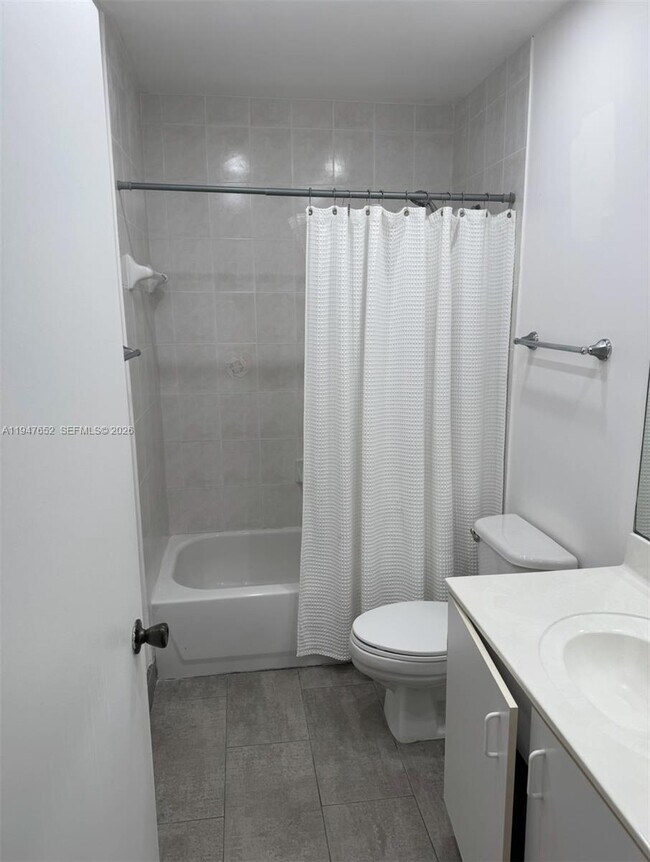 Building Photo - 14311 SW 96th St