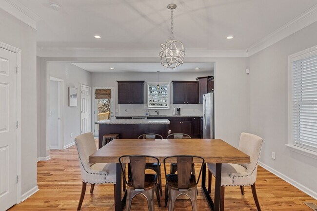 Building Photo - Open Layout home in Maynor Place