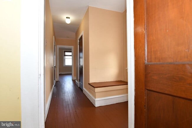 Building Photo - 5838 Henry Ave