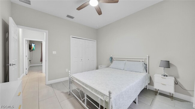 Building Photo - 221 Chiquita Blvd N