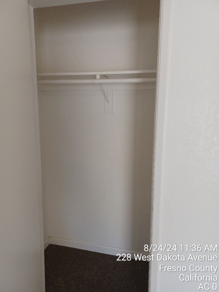 Building Photo - 222 W Dakota Ave