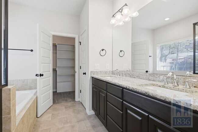 Building Photo - 14605 Running Deer Trail