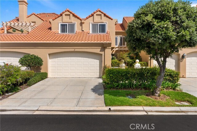 Primary Photo - 6121 Greenbrier Dr