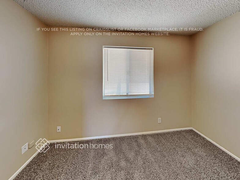 Building Photo - 4213 W Northview Ave