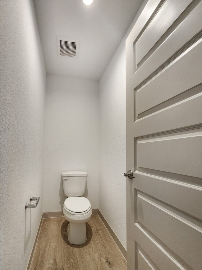 Building Photo - 30010 Ousel Falls Ln