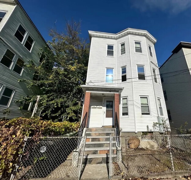 Building Photo - 8 Berkeley St