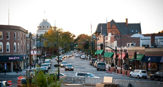 Dedham Center - 17 Brookdale Ave