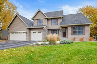 Building Photo - 9039 Brentwood Trl