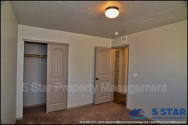 Building Photo - 703 Lt Joe Magellanes Rd