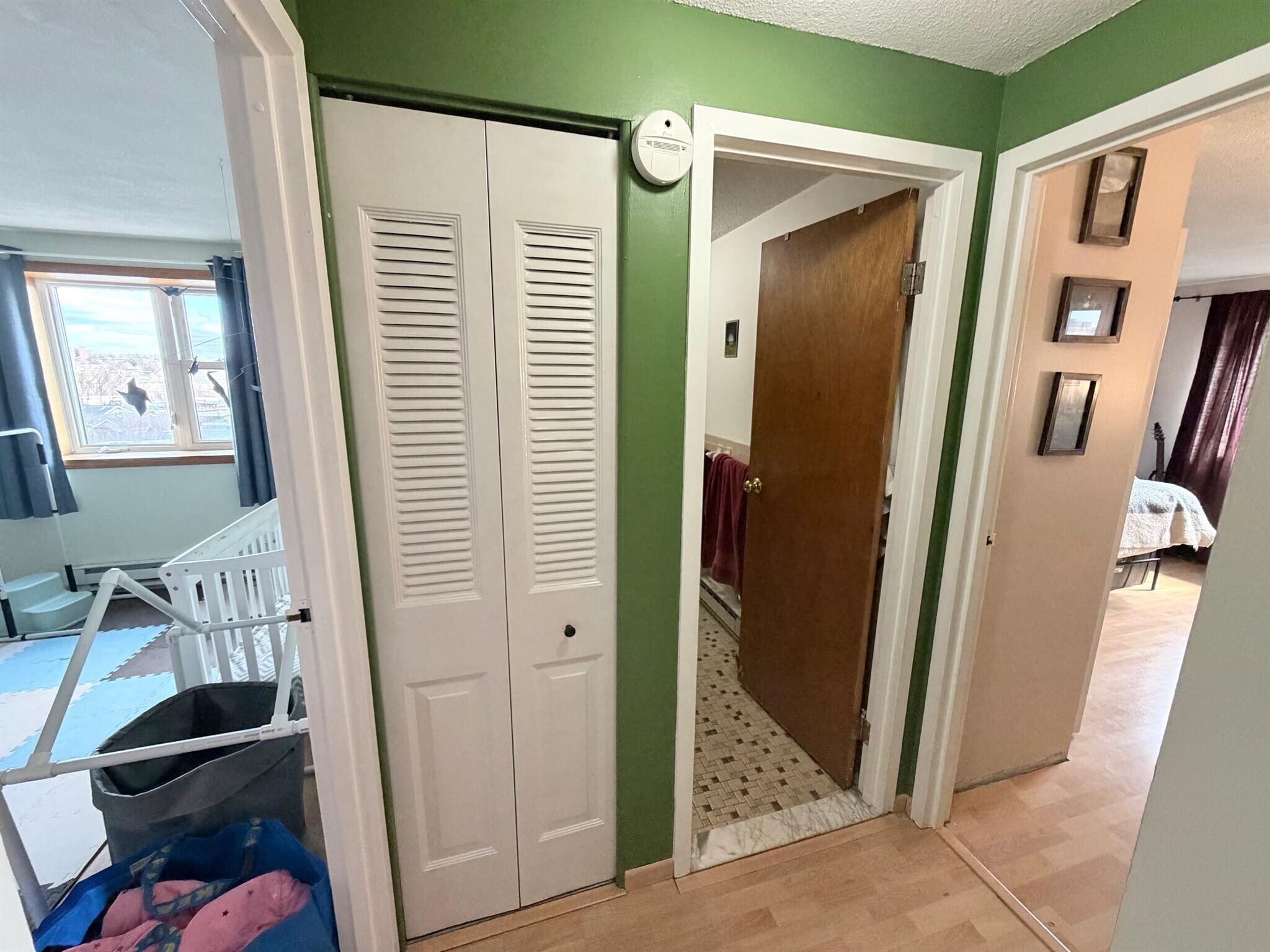 Building Photo - 94 Beacon St