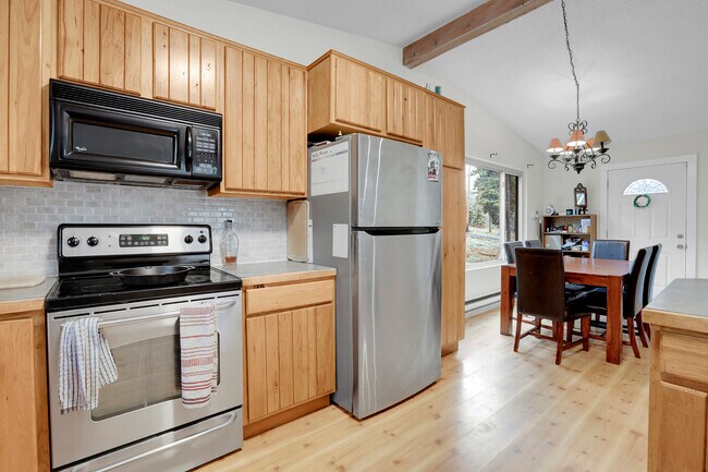 Building Photo - 9209 William Cody Dr