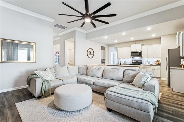 Building Photo - 1336 Shipyard Dr