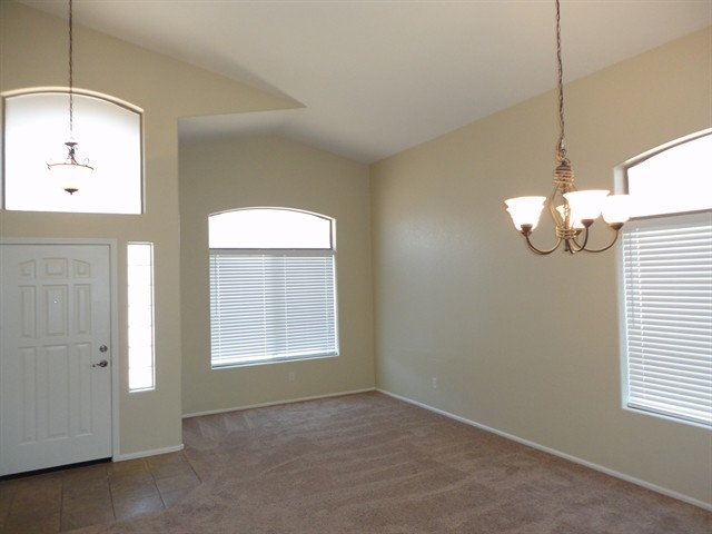 Building Photo - 8409 S 50th Ln