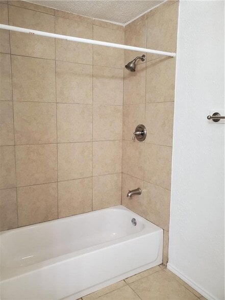 Building Photo - 4208 Duval Rd