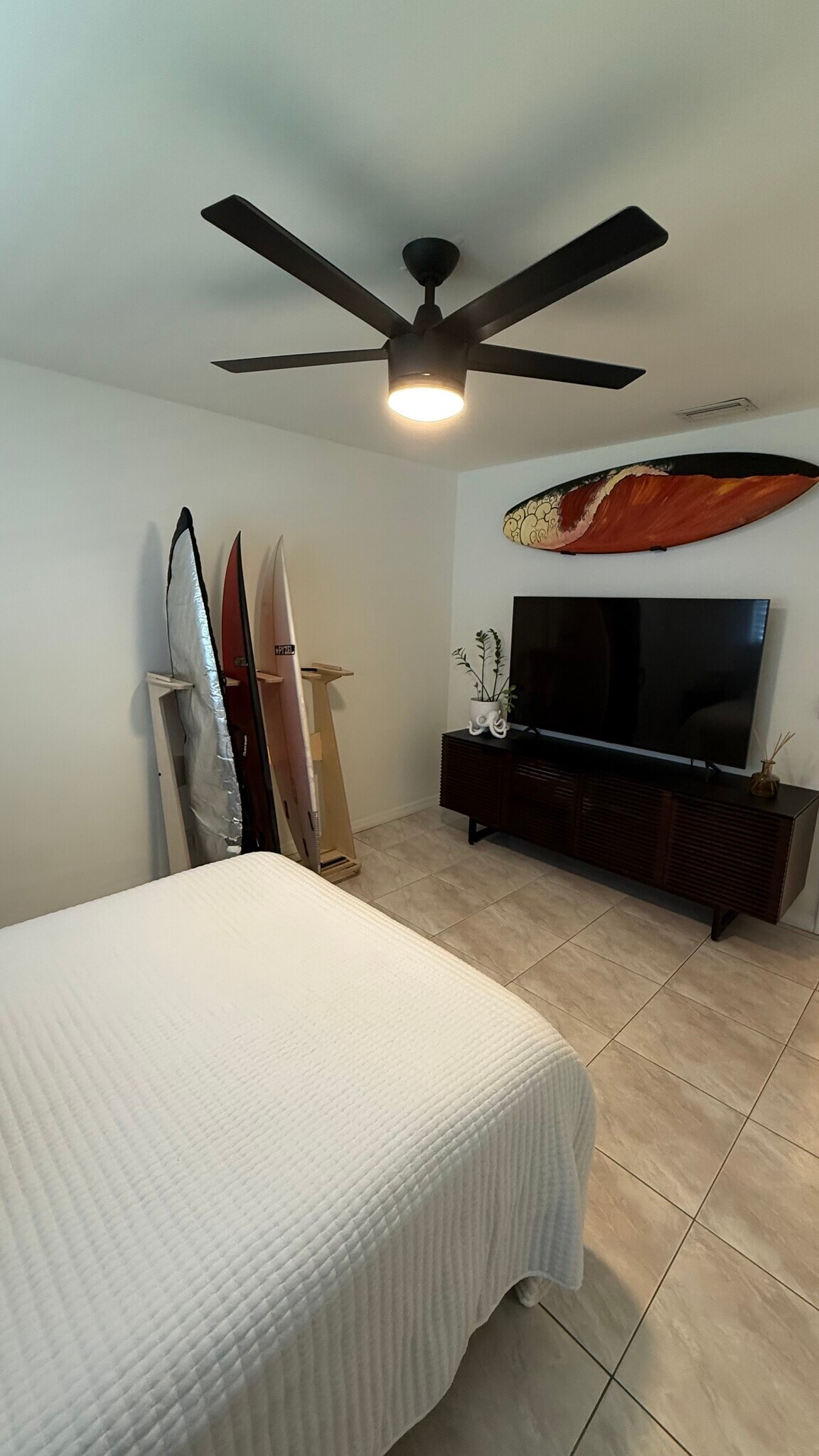 Building Photo - 3021 Albatross Rd