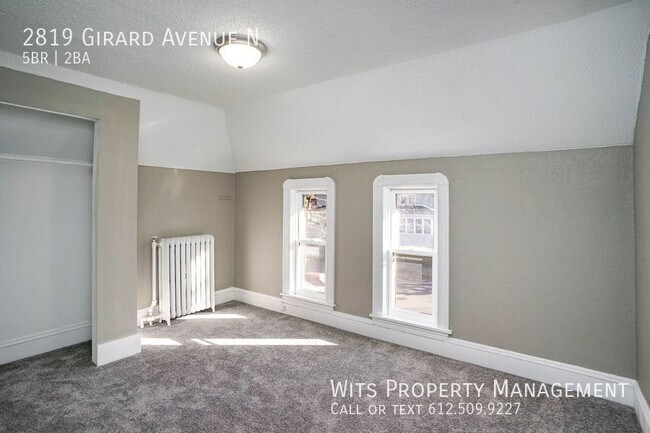 Building Photo - 2819 N Girard Ave