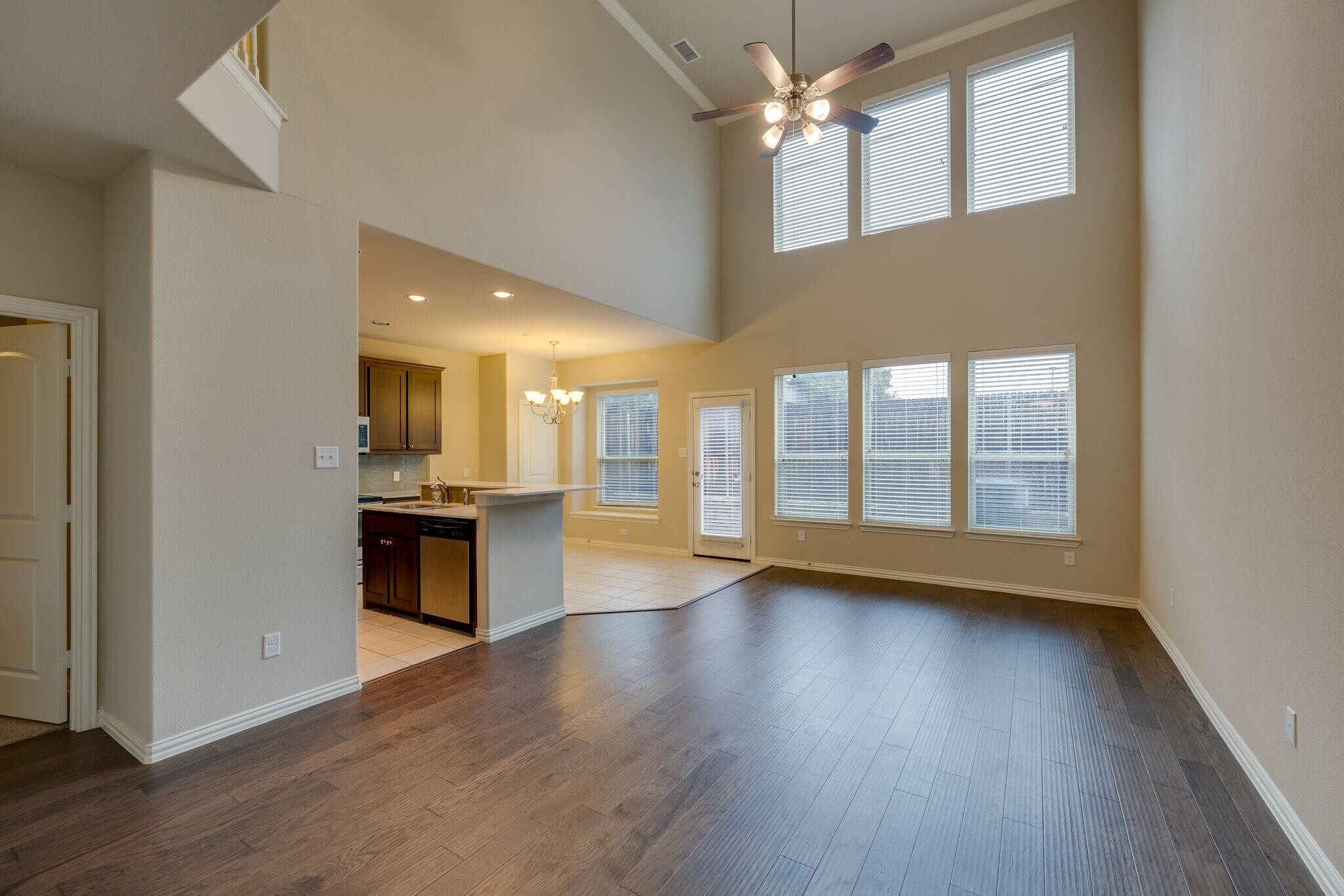 Building Photo - 4411 Samarth St