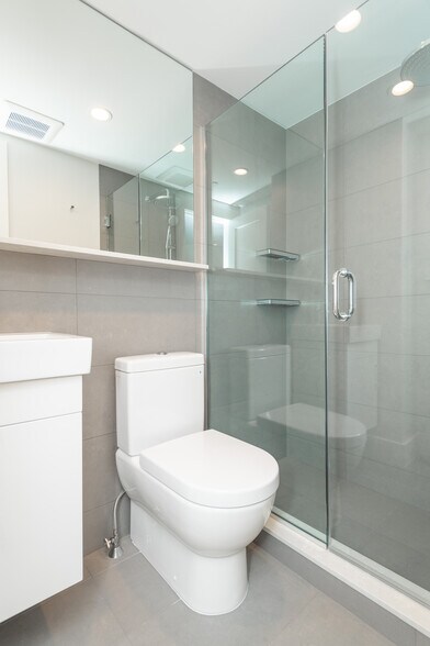 Building Photo - 461 Massachusetts Ave