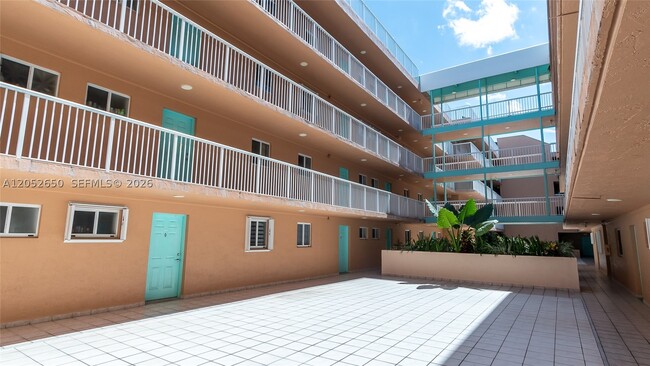 Building Photo - 6801 Harding Ave