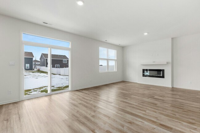 Building Photo - 10310 Morse Pl