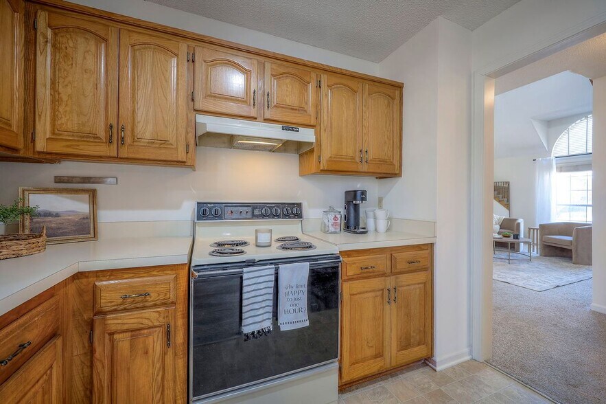 Building Photo - 14903 Goodman St