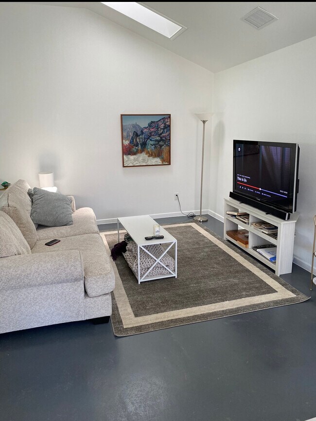 Building Photo - 5303 West Gate Blvd