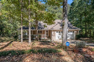 Building Photo - 175 Autumn Cv