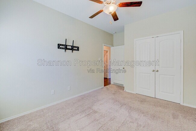 Building Photo - 9547 Summer River Dr