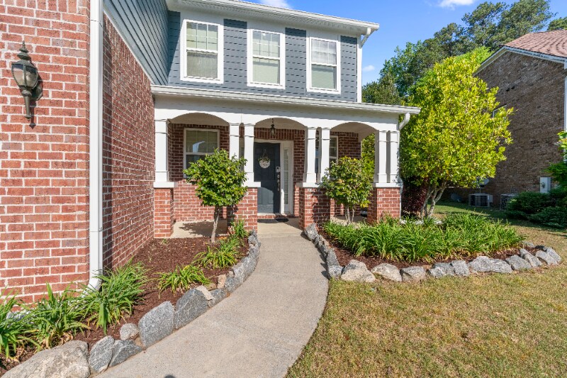 Building Photo - 3450 Dalwood Dr