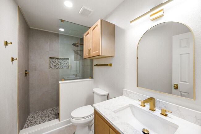 Building Photo - 2830 Triway Ln