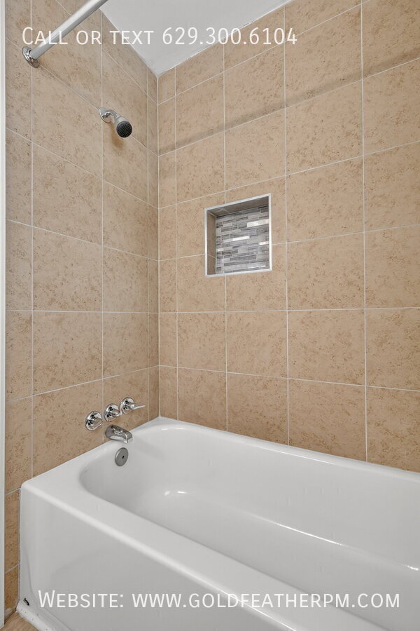 Building Photo - 109 Harrow Ct