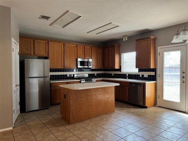 Building Photo - 8724 Barrow Glen Loop