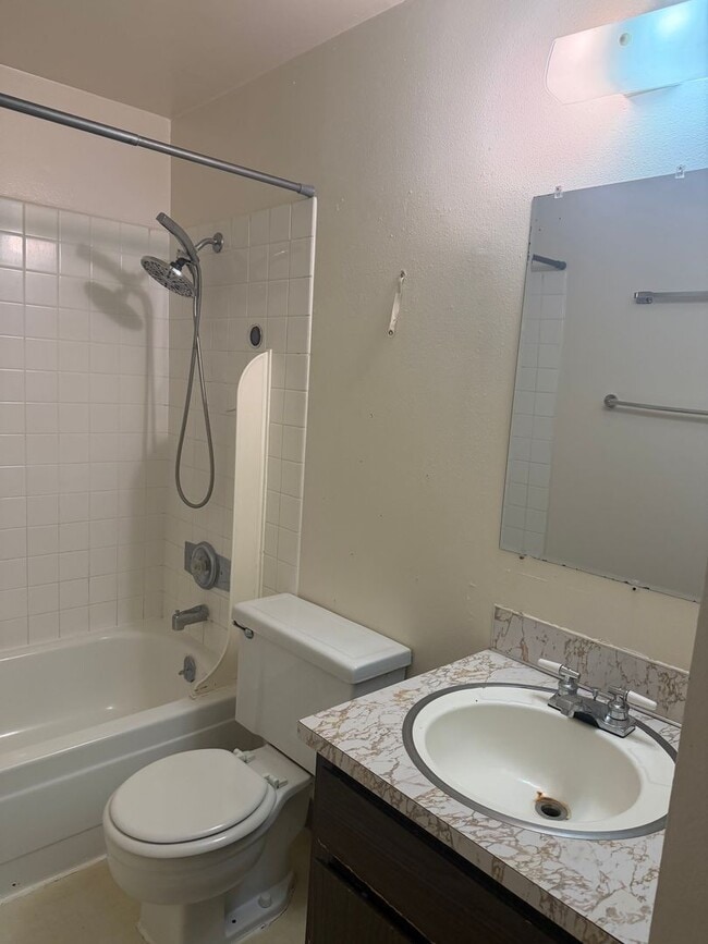 Building Photo - Springfield House