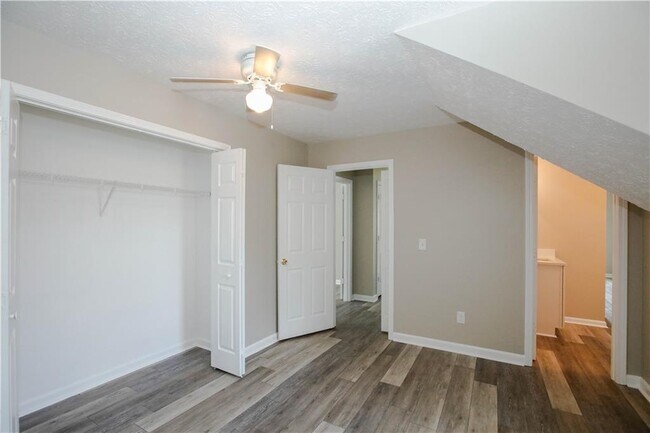 Building Photo - 4130 Wildridge Dr