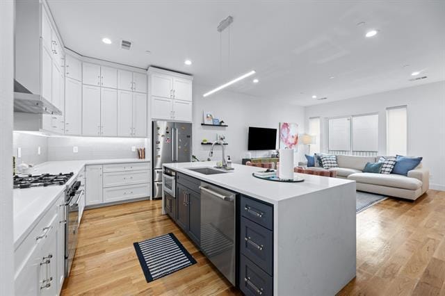 Primary Photo - 2311 N Carroll Ave