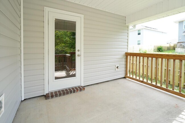 Building Photo - 7748 Alydar Lp