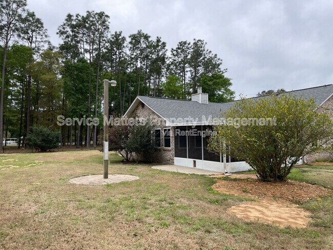 Building Photo - 6274 Robinhood Rd