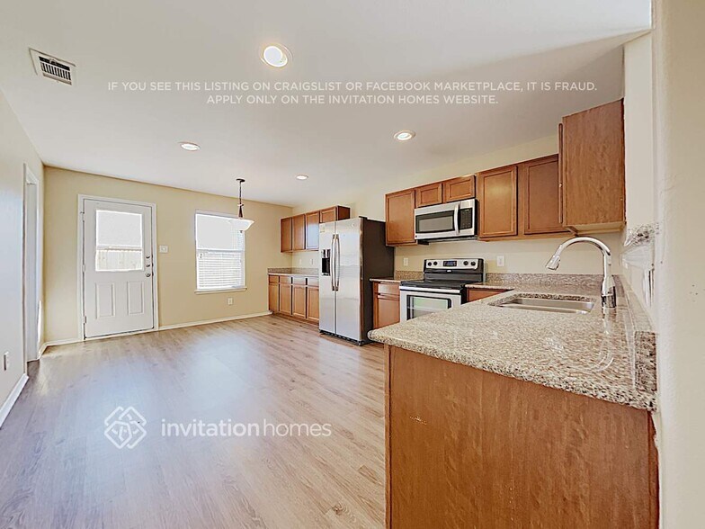 Building Photo - 308 Blue Sage